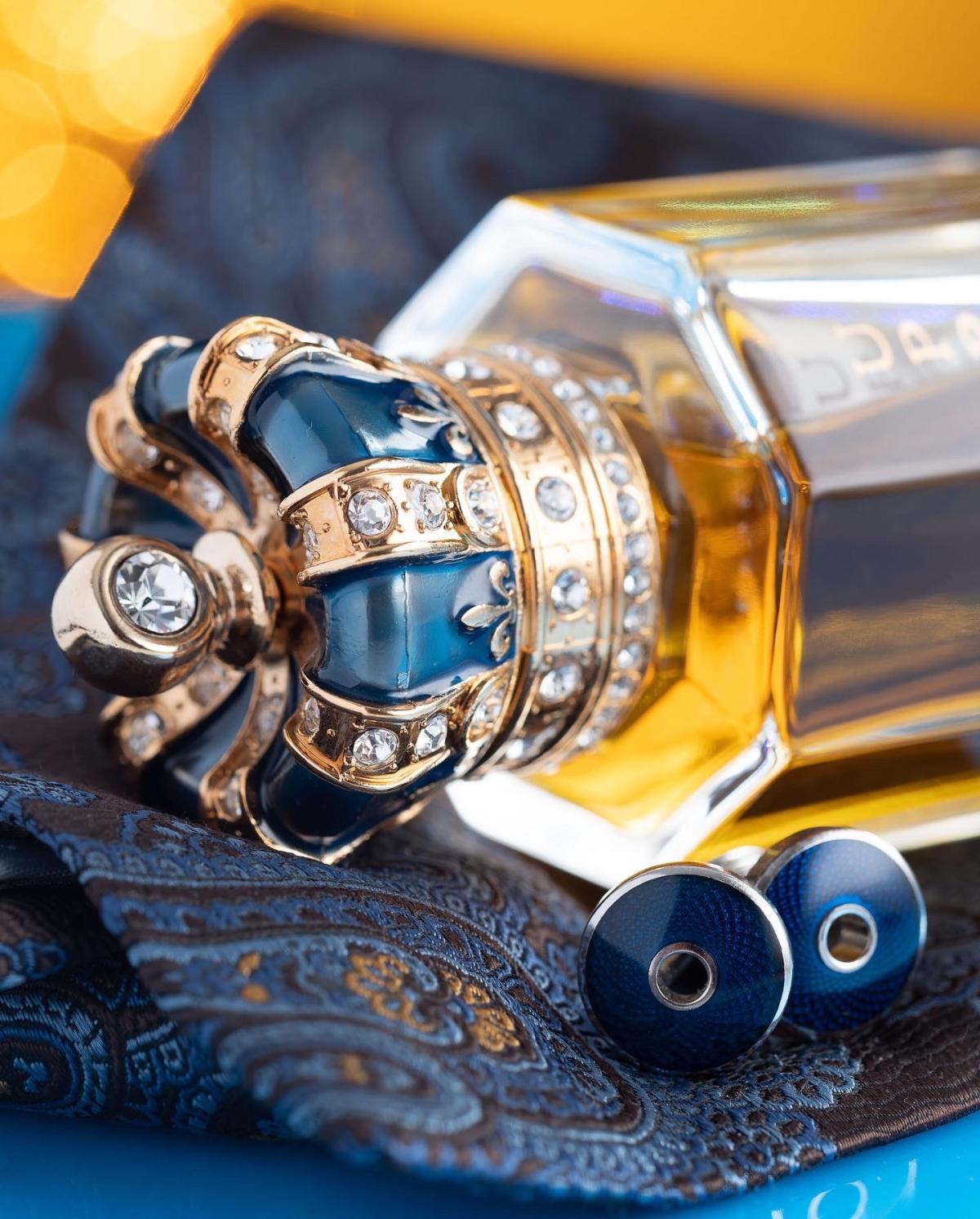 عطر ادکلن آپِر کِلاَس رویال کراون - Upper Class Royal Crown - بررسی، قیمت و خرید