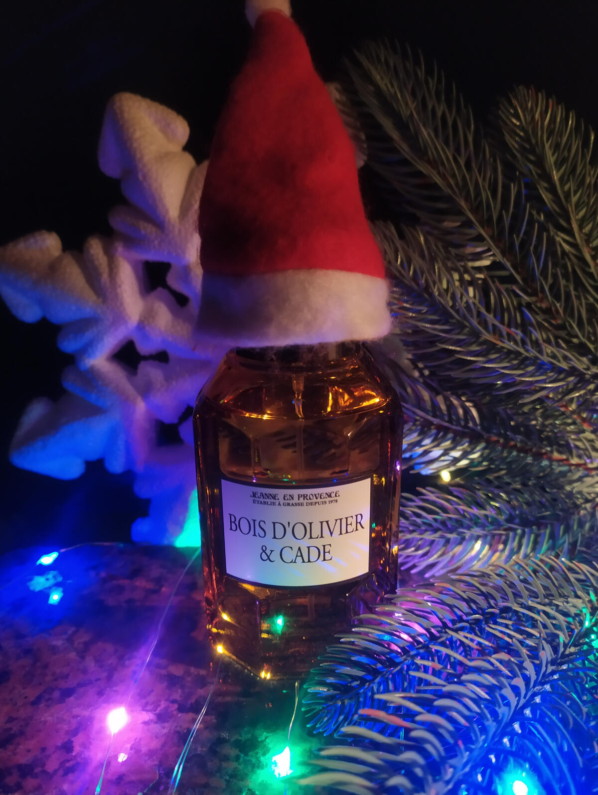 عطر ادکلن بوا دولیویر اِ کاد ژان ان پرووانس - Bois d'Olivier & Cade Jeanne en Provence - بررسی، قیمت و خرید