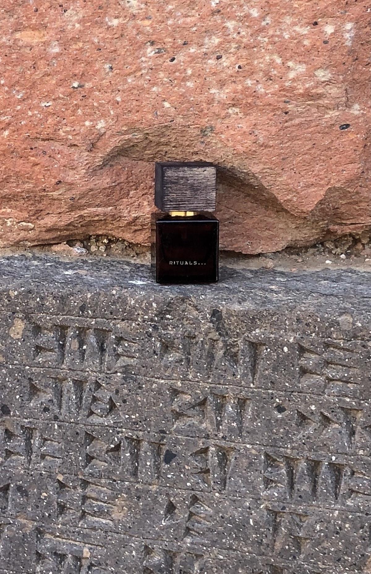 عطر ادکلن ماهِراجا دور ریچوالز - Maharaja d'Or Rituals - بررسی، قیمت و خرید