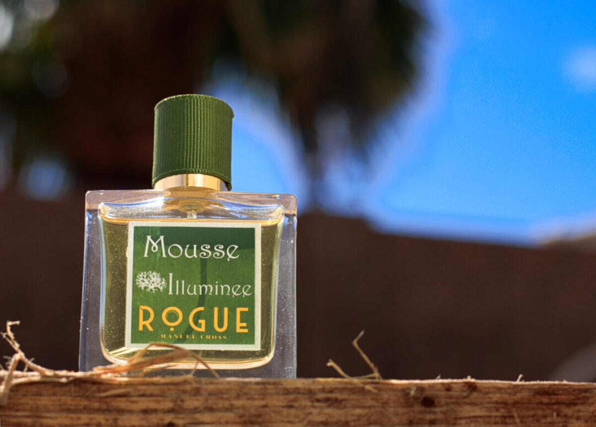 عطر ادکلن موس ایلومی‌نی روگ پرفیومری - Mousse Illuminee Rogue Perfumery - بررسی، قیمت و خرید