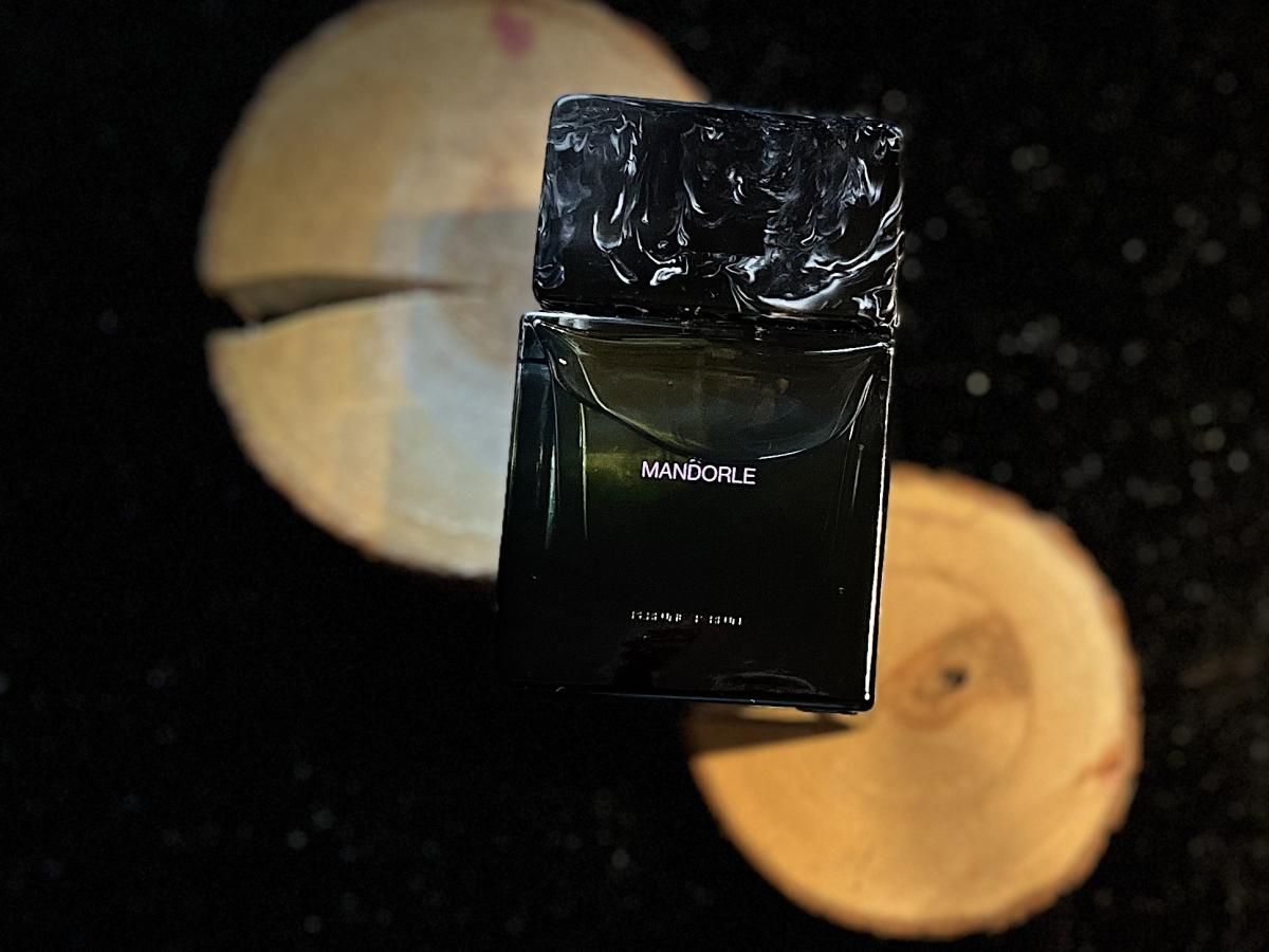 عطر ادکلن مندورله سورا دورا - Mandorle Sora Dora - بررسی، قیمت و خرید