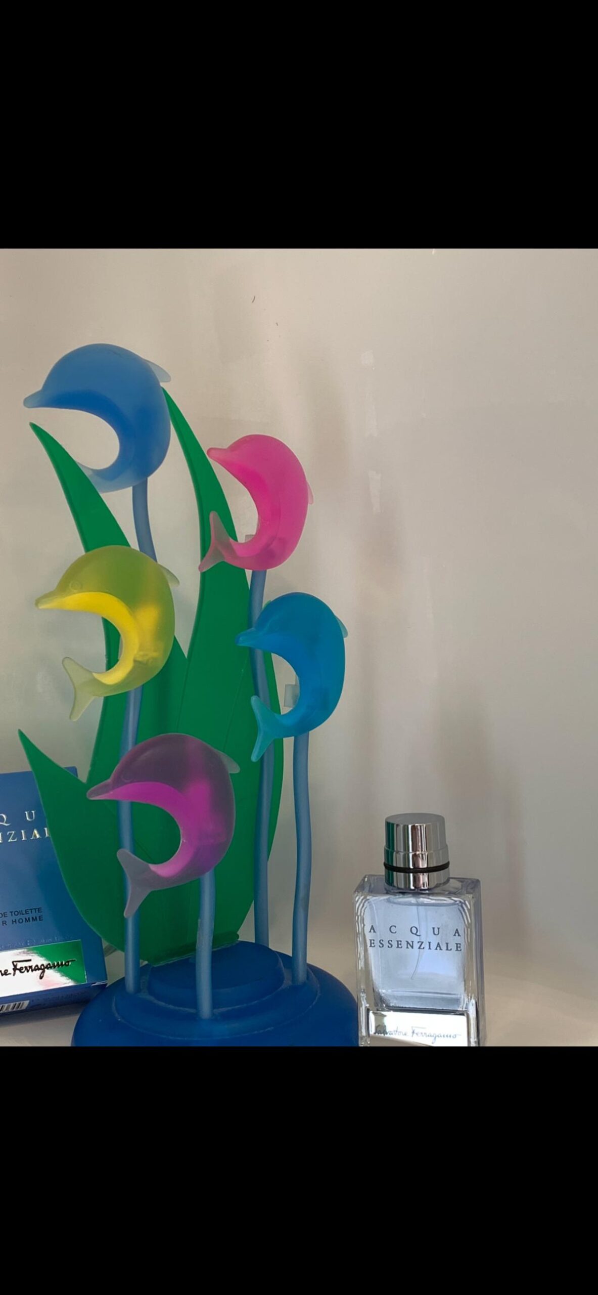 عطر ادکلن آکوا اسنزیاله سالواتوره فراگامو - Acqua Essenziale Salvatore Ferragamo - بررسی، قیمت و خرید