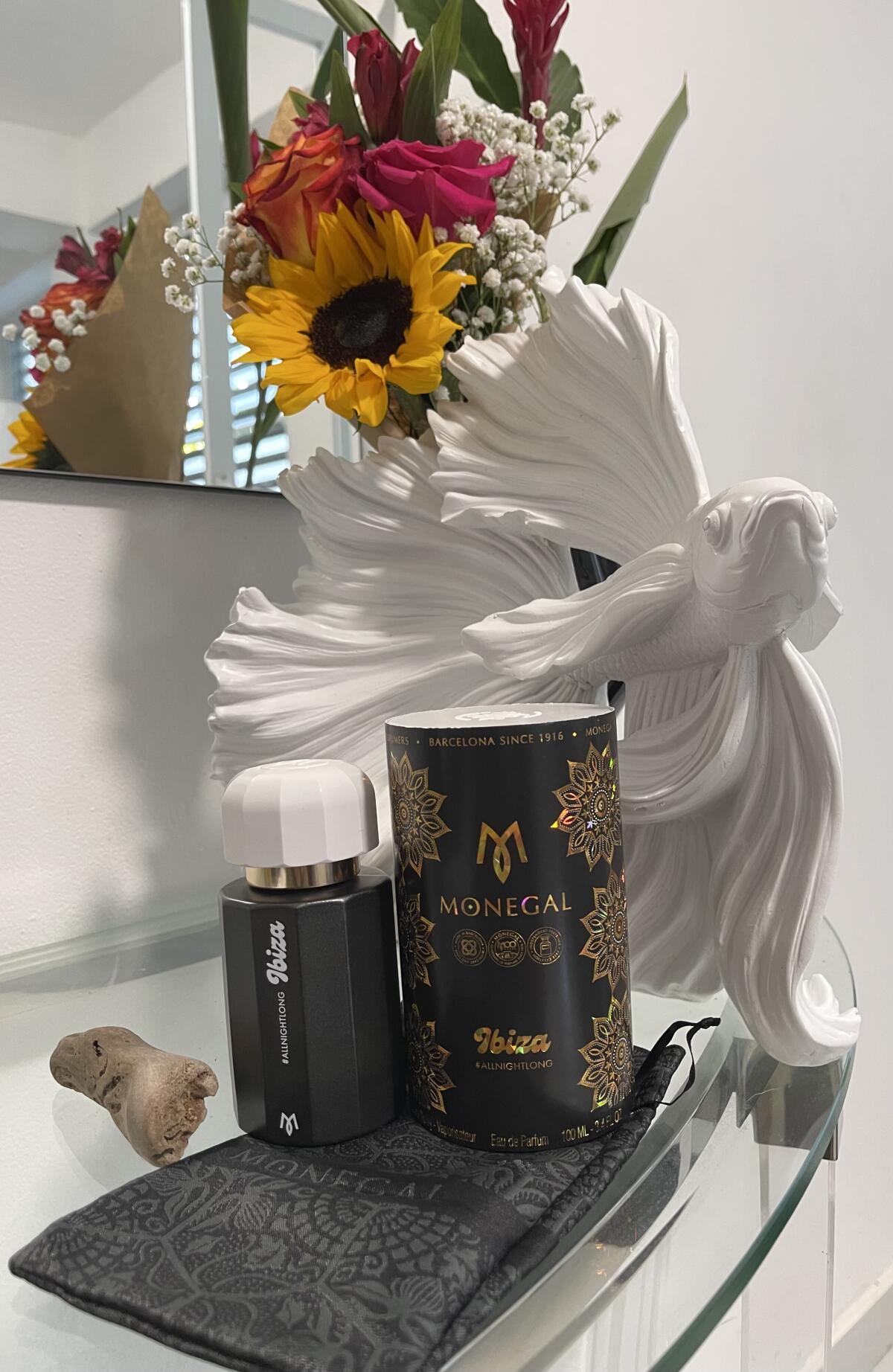 عطر ادکلن آل نایت لانگ رامون مونگال - #allnightlong Ramon Monegal - بررسی، قیمت و خرید