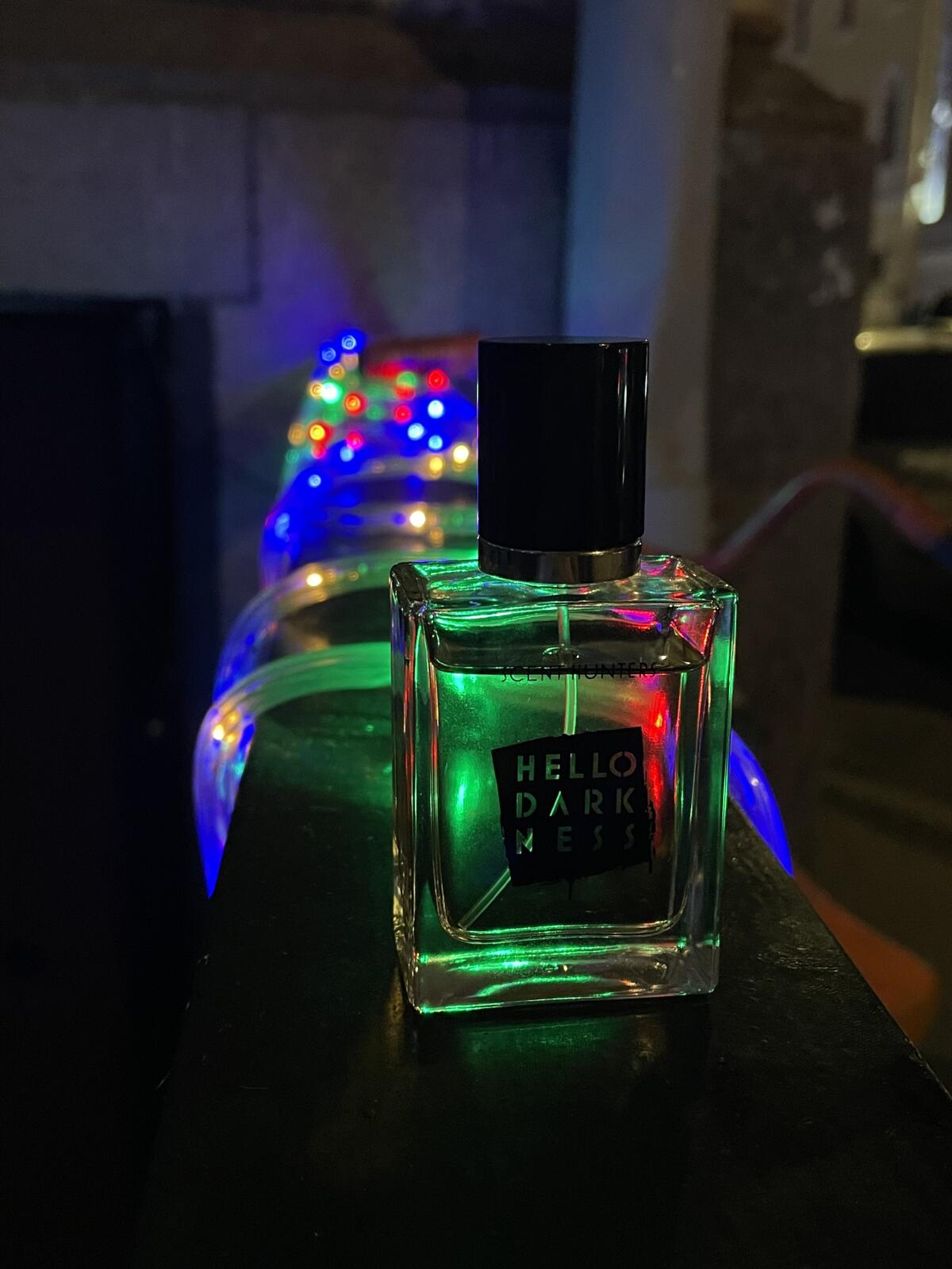 عطر ادکلن هلو دارکنس سنت هانترز - Hello Darkness Scent Hunters - بررسی، قیمت و خرید