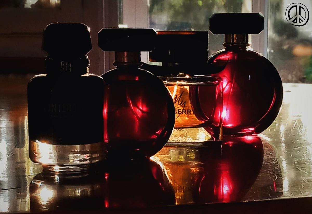 عطر ادکلن گلد کیم کارداشیان - Gold Kim Kardashian - بررسی، قیمت و خرید