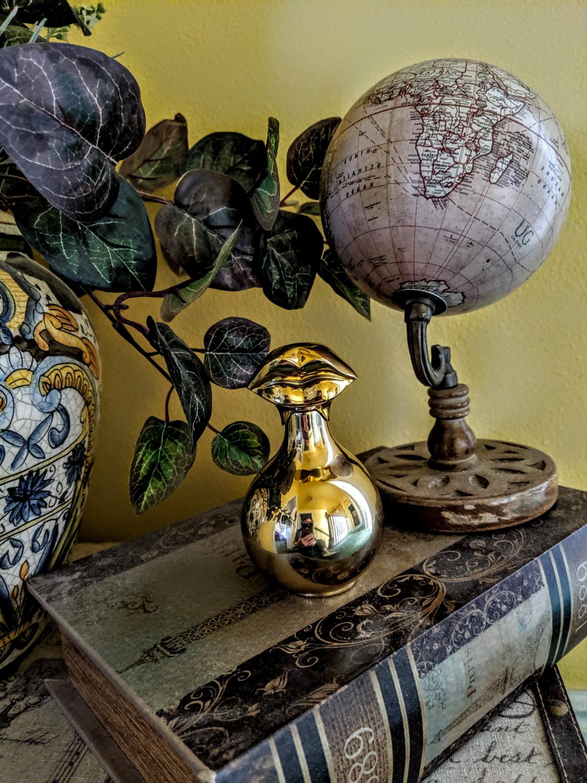 عطر ادکلن فَبولوئِس بوخارَا سالوادور دالی - Fabulous Bukhara Salvador Dali - بررسی، قیمت و خرید