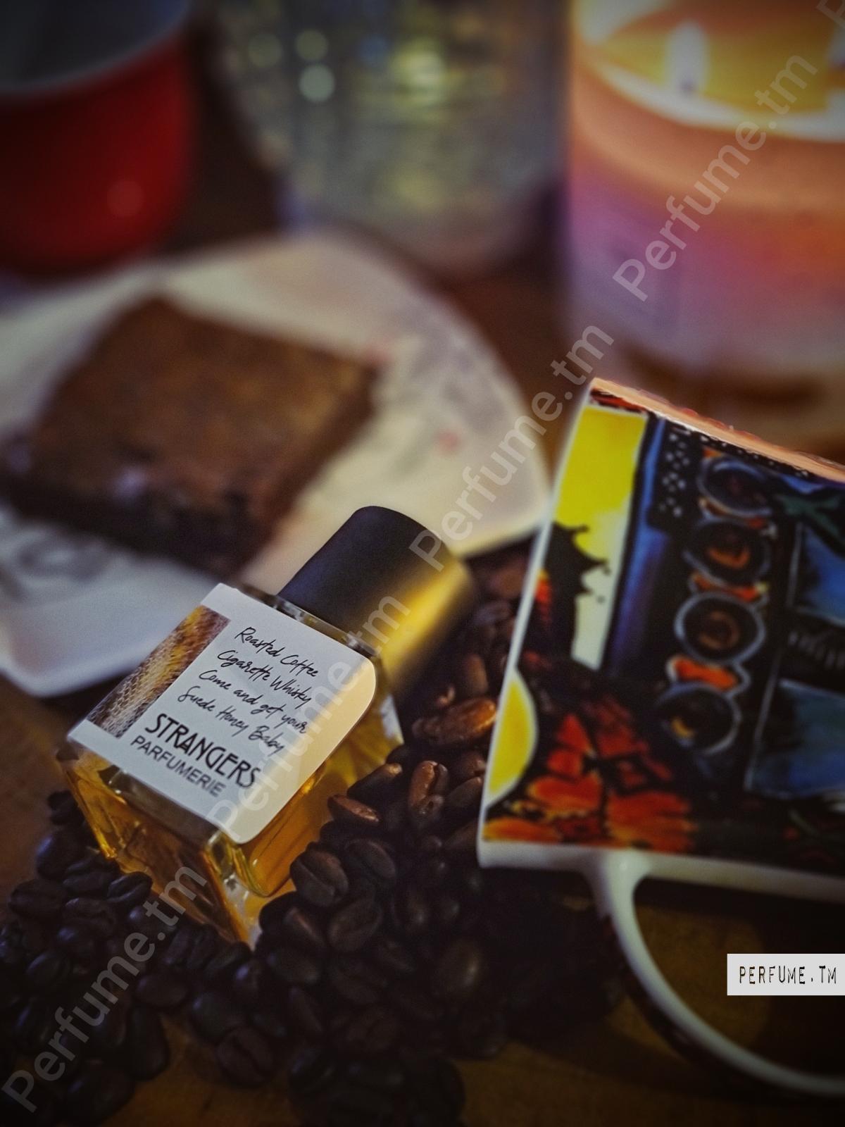 عطر ادکلن رُستِد کافه سیگارت ویسکی کام اند گت یور سوئِد هانی بِیبی استرنجرز پرفیومری - Roasted Coffee Cigarette Whisky Come And Get Your Suede Honey Baby Strangers Parfumerie - بررسی، قیمت و خرید