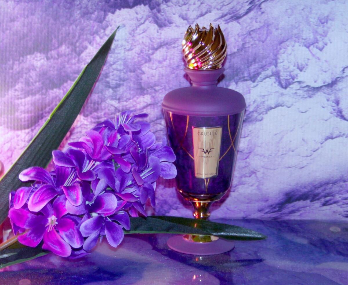 عطر ادکلن کروئل وسکر - Cruelle Wesker - بررسی، قیمت و خرید