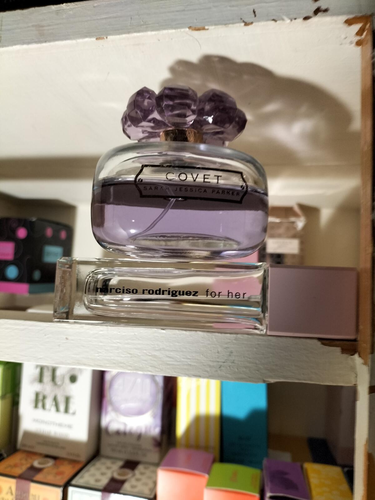 عطر ادکلن کاوِت پیور بلوم سارا جسیکا پارکر - Covet Pure Bloom Sarah Jessica Parker - بررسی، قیمت و خرید