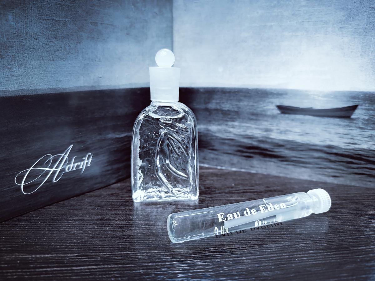 عطر ادکلن فلور دو روچاس - Fleur d'Eau Rochas - بررسی، قیمت و خرید