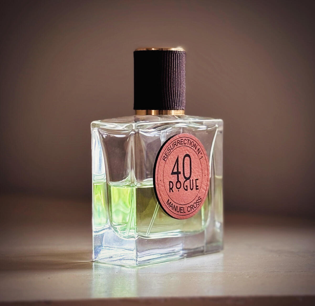 عطر ادکلن چهل روگ روگ پرفیومری - 40 Rogue Rogue Perfumery - بررسی، قیمت و خرید