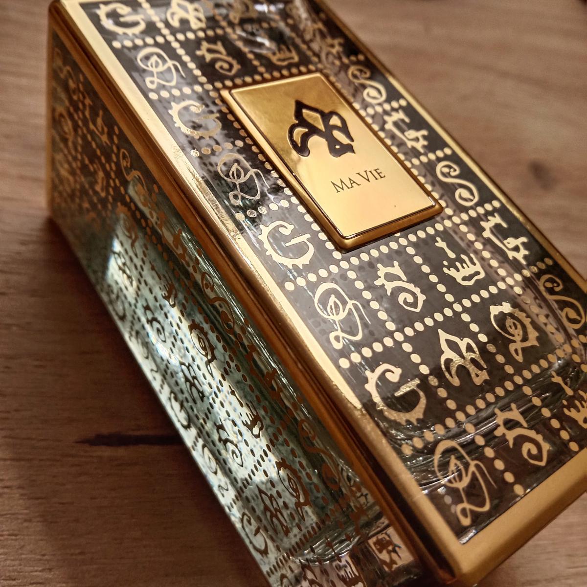 عطر ادکلن ماوی سالوادور دالی - Ma Vie Salvador Dali - بررسی، قیمت و خرید