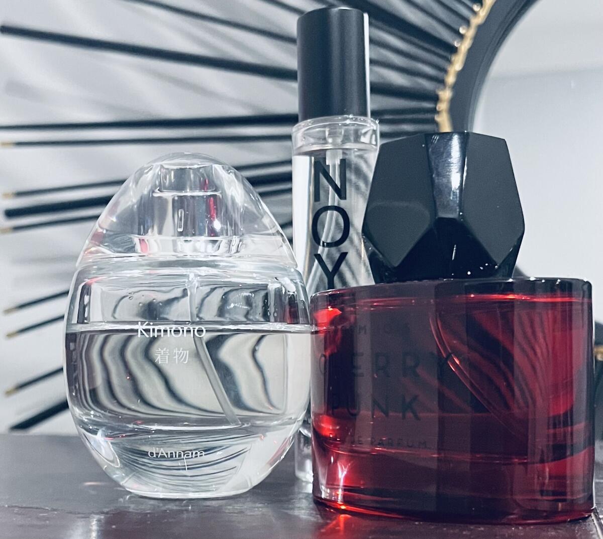 عطر ادکلن چری پانک روم صد و پانزده - Cherry Punk Room 1015 - بررسی، قیمت و خرید