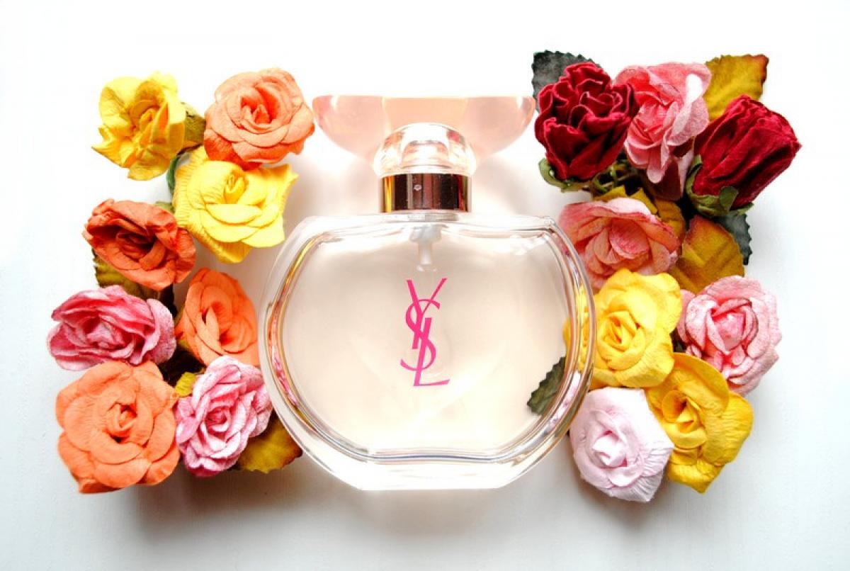 عطر ادکلن یونگ سِکسی لَولی ایو سن لورن - Young Sexy Lovely Yves Saint Laurent - بررسی، قیمت و خرید