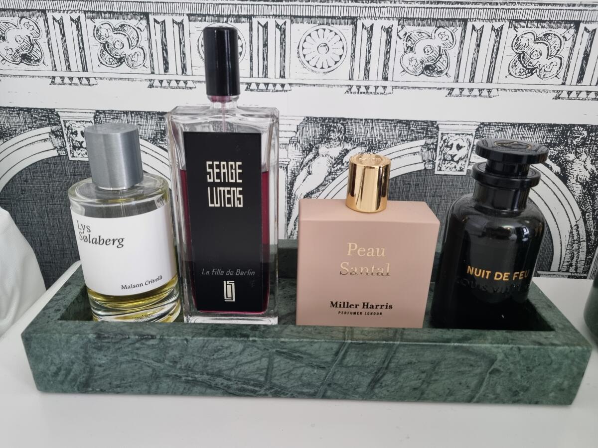 عطر ادکلن لیس سوله‌برگ میسون کریولی - Lys Sølaberg Maison Crivelli - بررسی، قیمت و خرید