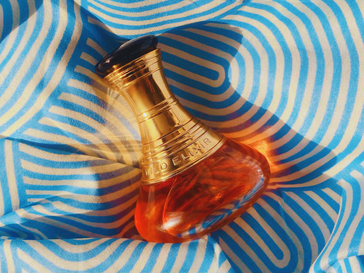 عطر ادکلن وایلد الیکسیر شکیرا - Wild Elixir Shakira - بررسی، قیمت و خرید