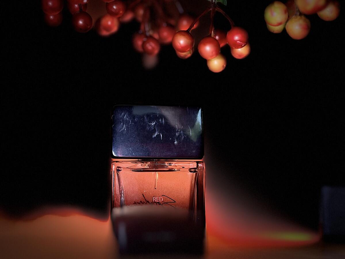 عطر ادکلن رِد سورا دورا - Red Sora Dora - بررسی، قیمت و خرید