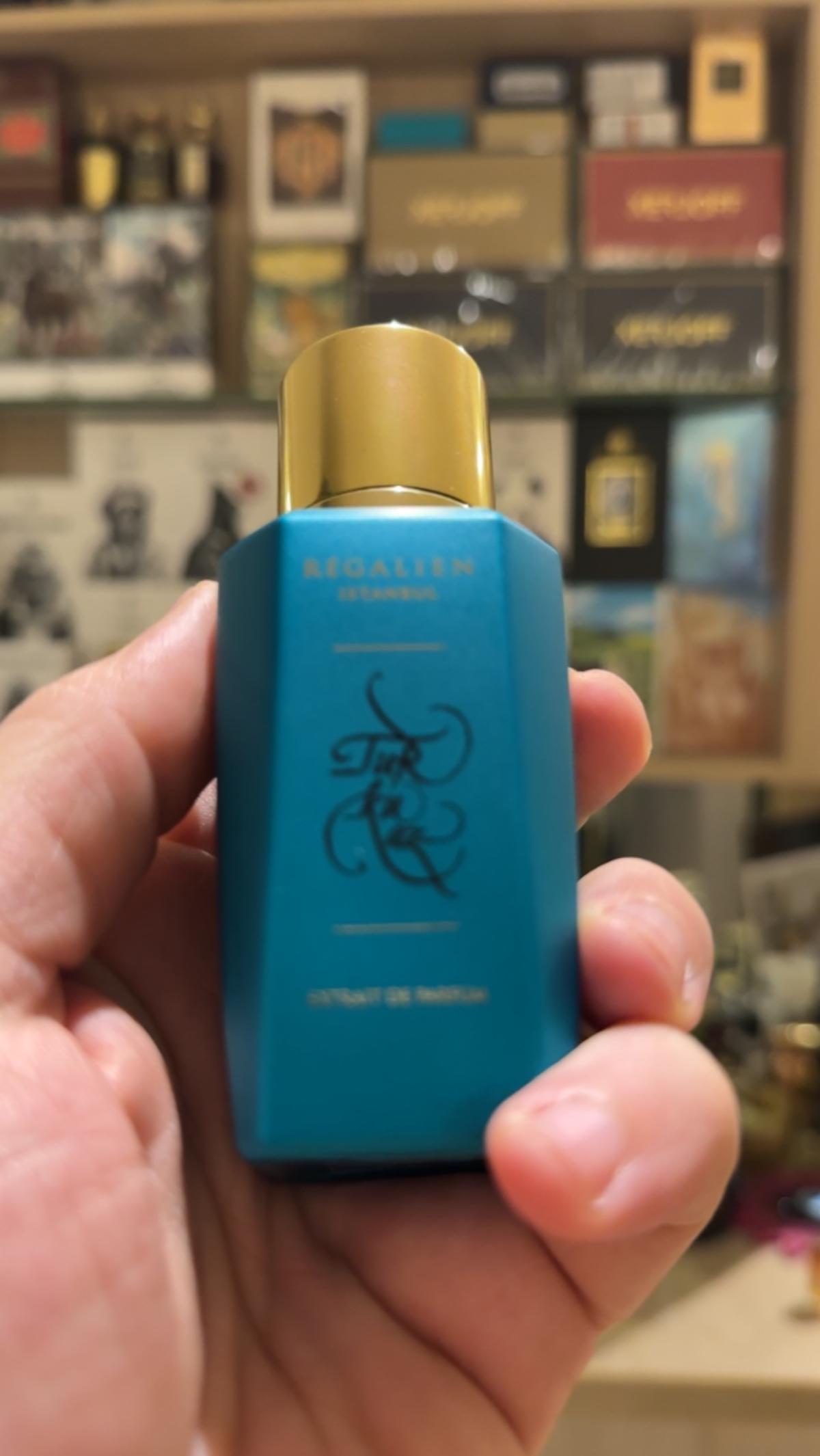 عطر ادکلن تورکواز رگالین - Turkuaz Regalien - بررسی، قیمت و خرید