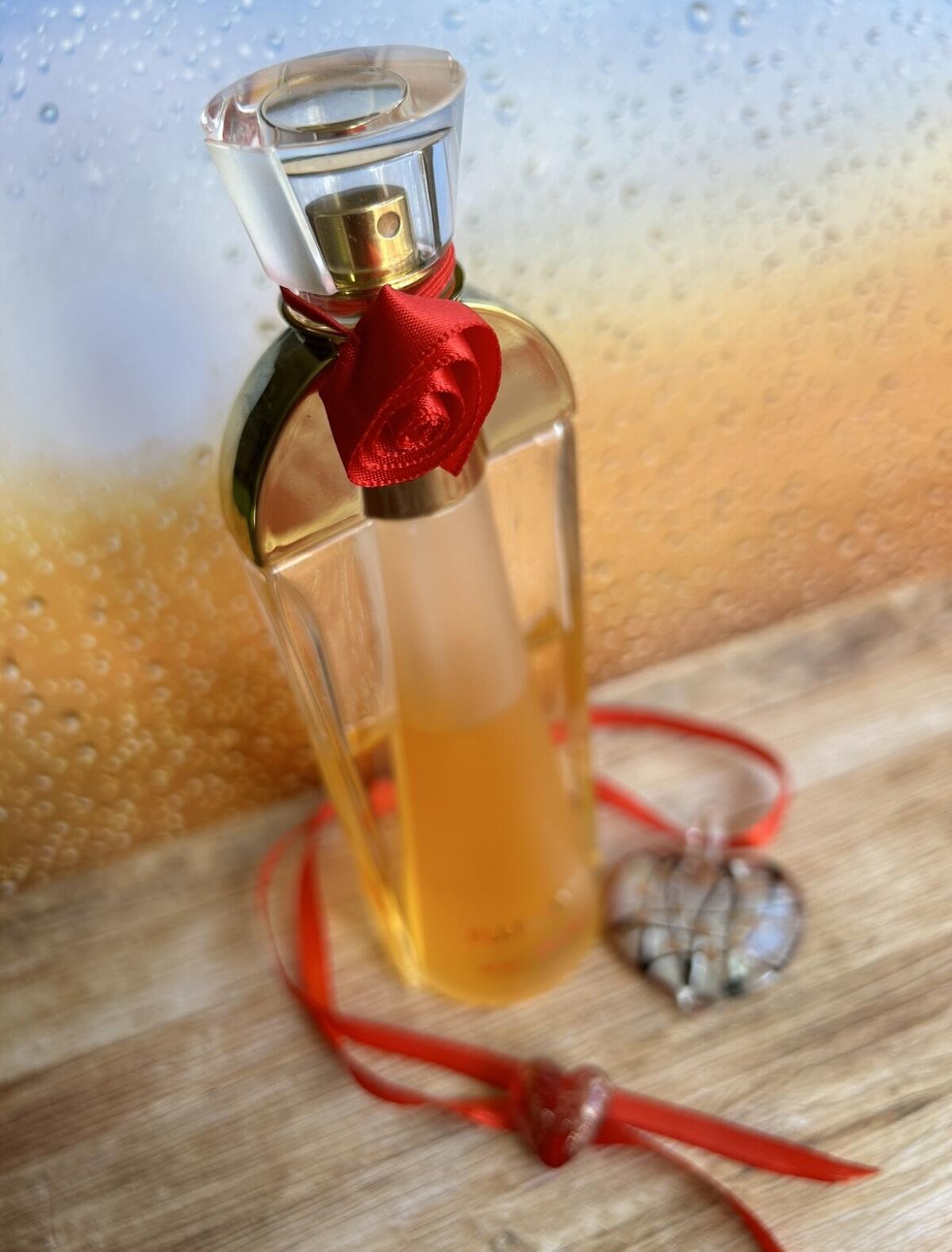 عطر ادکلن فوجیاما مون آمور سوکس د پاریس - Fujiyama Mon Amour Succes de Paris - بررسی، قیمت و خرید