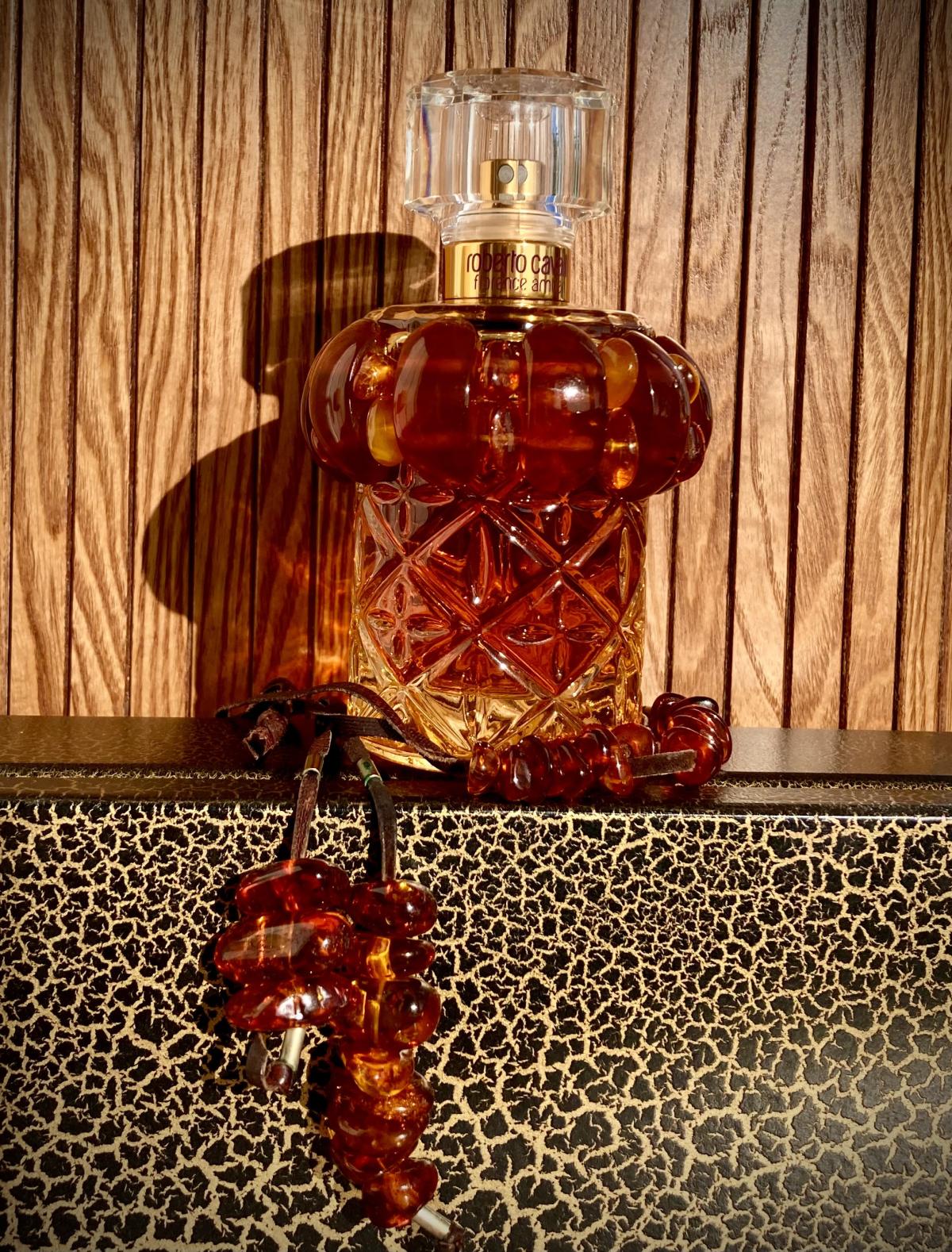 عطر ادکلن فلورنس آمبر روبرتو کاوالی - Florence Amber Roberto Cavalli - بررسی، قیمت و خرید