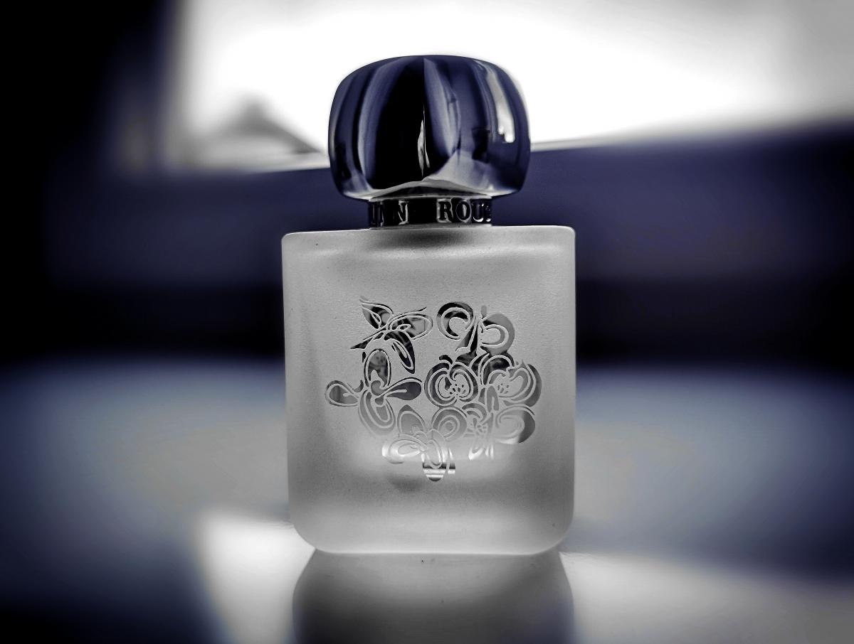 عطر ادکلن آرکیدیا روژ بانی روژ - Arcadia Rouge Bunny Rouge - بررسی، قیمت و خرید