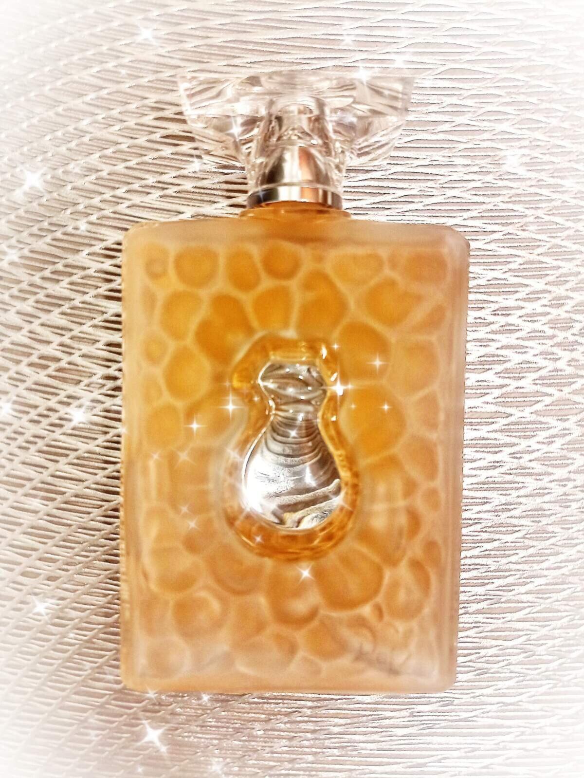 عطر ادکلن دالیا مور سالوادور دالی - DaliA More Salvador Dali - بررسی، قیمت و خرید