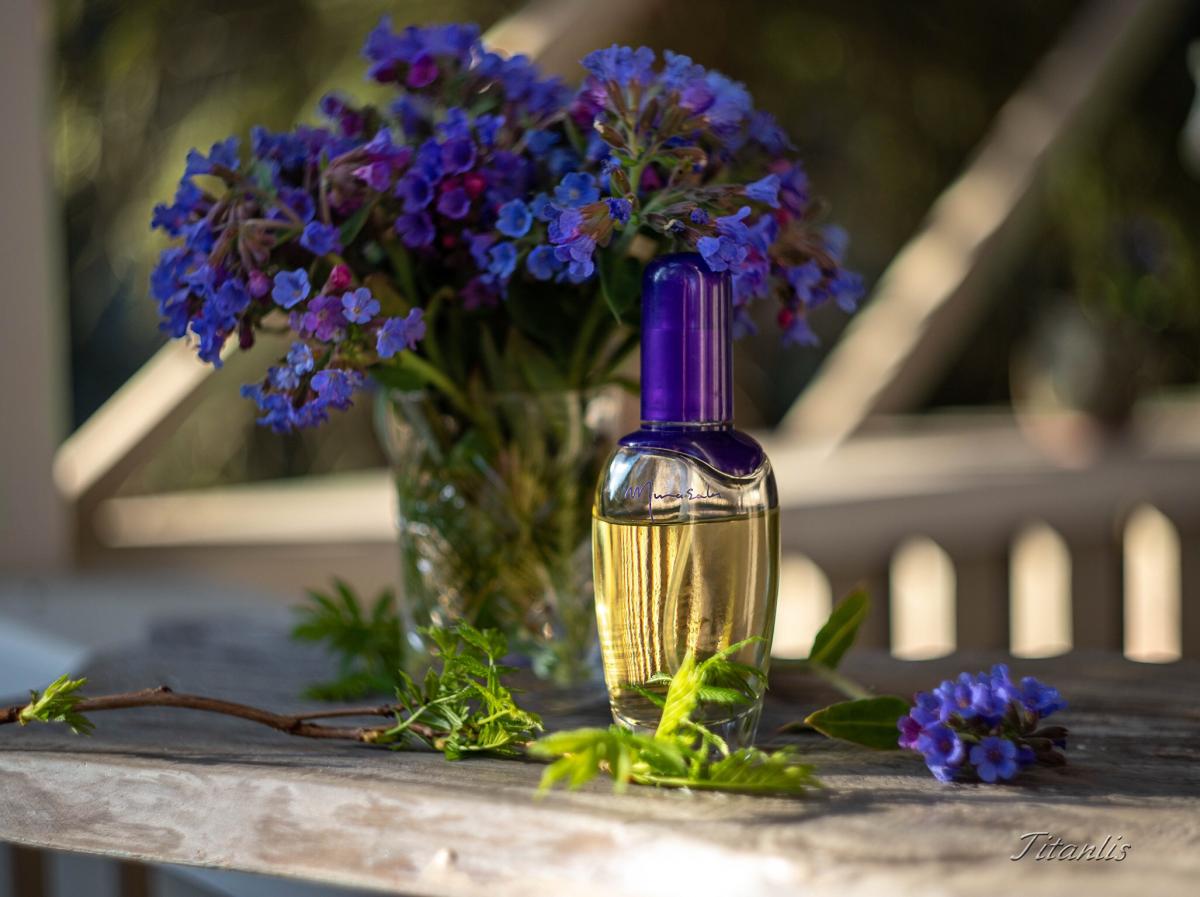 عطر ادکلن مورساکی شیسیدو - Murasaki Shiseido - بررسی، قیمت و خرید