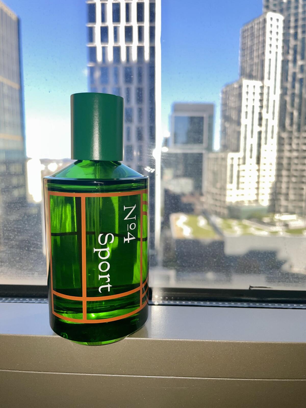 عطر ادکلن نمبر چهار اسپورت توماس کاسملا - Nº4 Sport Thomas Kosmala - بررسی، قیمت و خرید