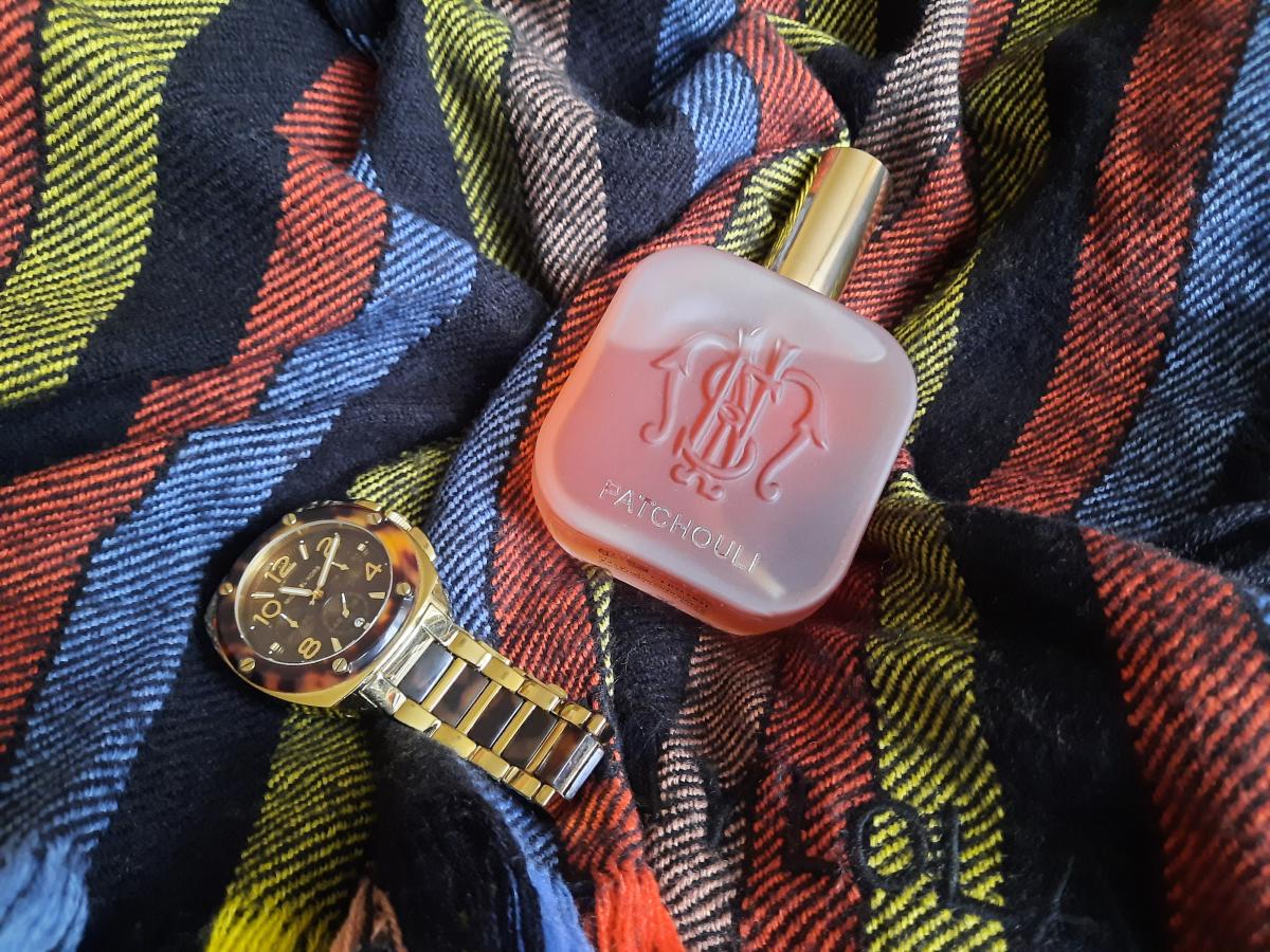 عطر ادکلن پاچولی سانتا ماریا نوولا - Patchouli Santa Maria Novella - بررسی، قیمت و خرید