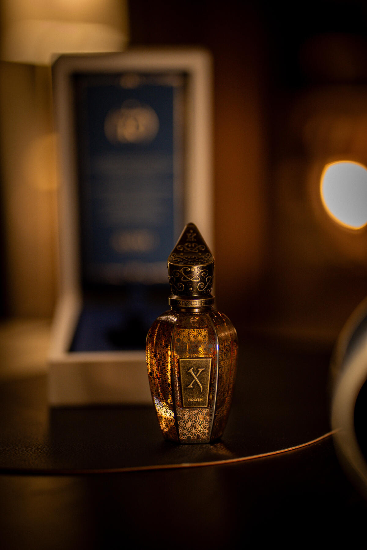 عطر ادکلن هولیسم زرژاف - Holysm Xerjoff - بررسی، قیمت و خرید