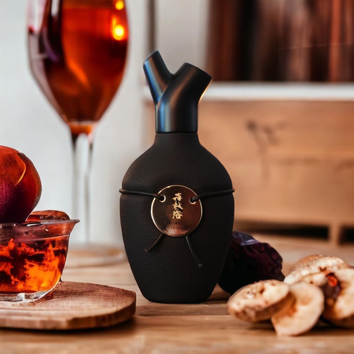 عطر ادکلن پلام این کنیاک سنس آو وود - Plum in Cognac Scents of Wood - بررسی، قیمت و خرید