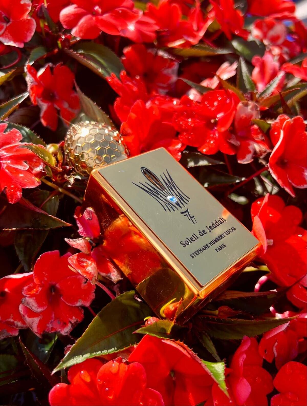 عطر ادکلن سولی دو جده - منگو کیس استفان هامبرت لوکاس هفتصد و هفتاد و هفت - Soleil de Jeddah - Mango Kiss Stéphane Humbert Lucas 777 - بررسی، قیمت و خرید