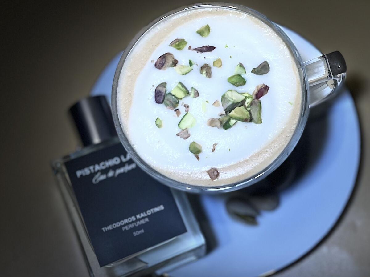 عطر ادکلن پسته لاته تئودوروس کالوتینیس - Pistachio Latte Theodoros Kalotinis - بررسی، قیمت و خرید
