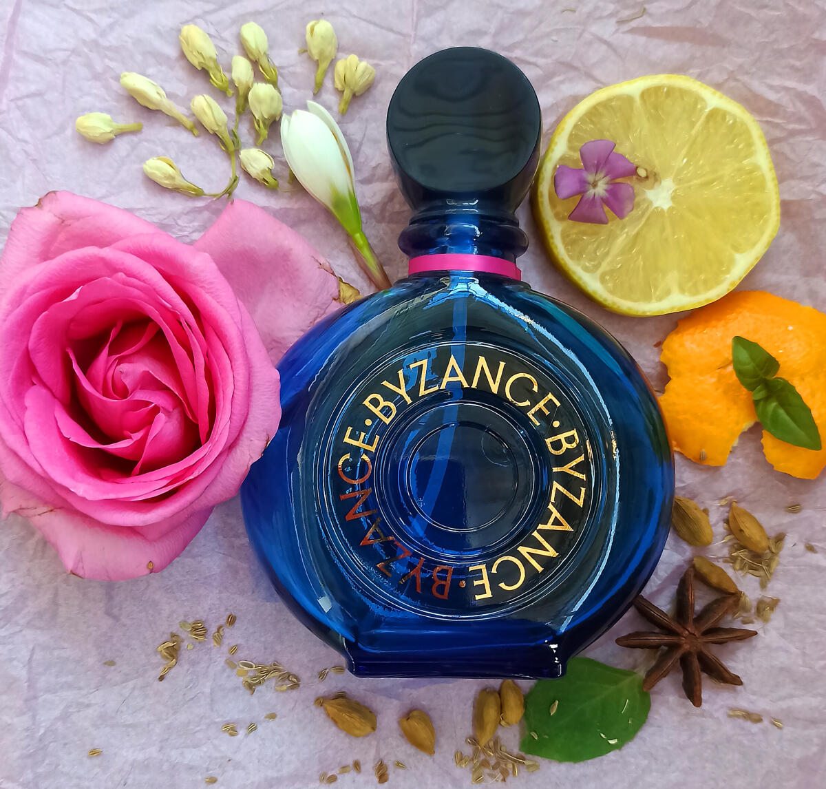 عطر ادکلن بیزانس رُچاس - Byzance Rochas - بررسی، قیمت و خرید