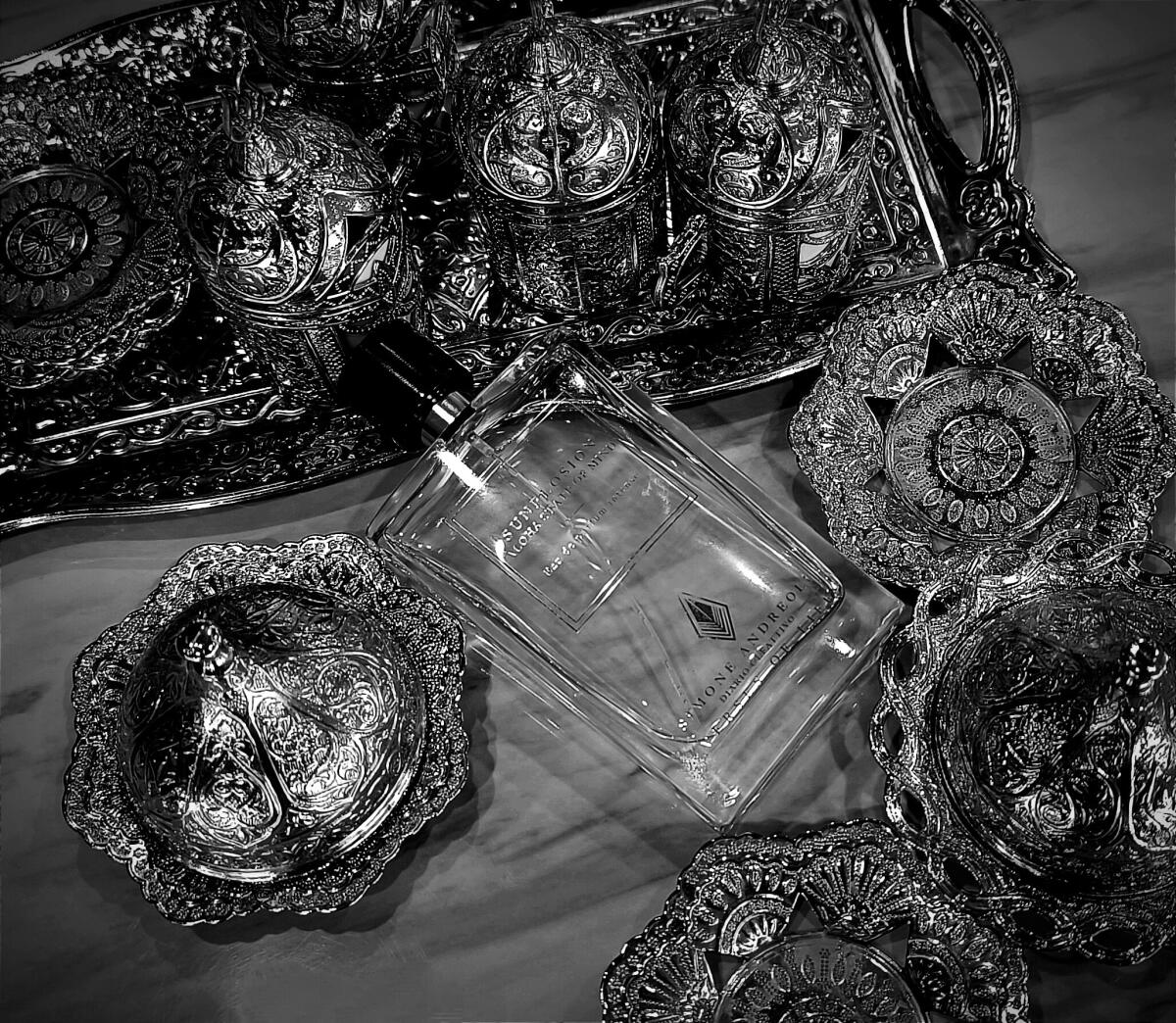 عطر ادکلن سنپلوژن سیمونه آندریولی - Sunplosion Simone Andreoli - بررسی، قیمت و خرید