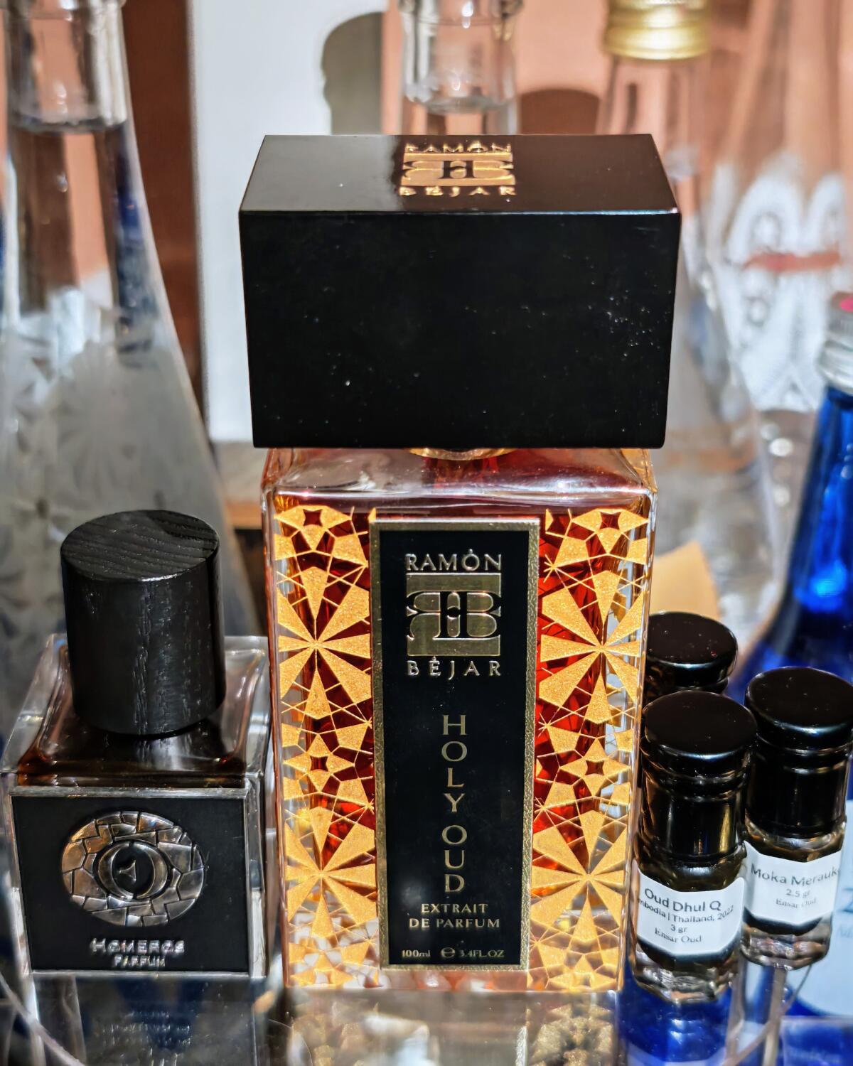 عطر ادکلن هولی عود اکستریت د پرفیوم رامون بجار - Holy Oud Extrait de Parfum Ramón Béjar - بررسی، قیمت و خرید