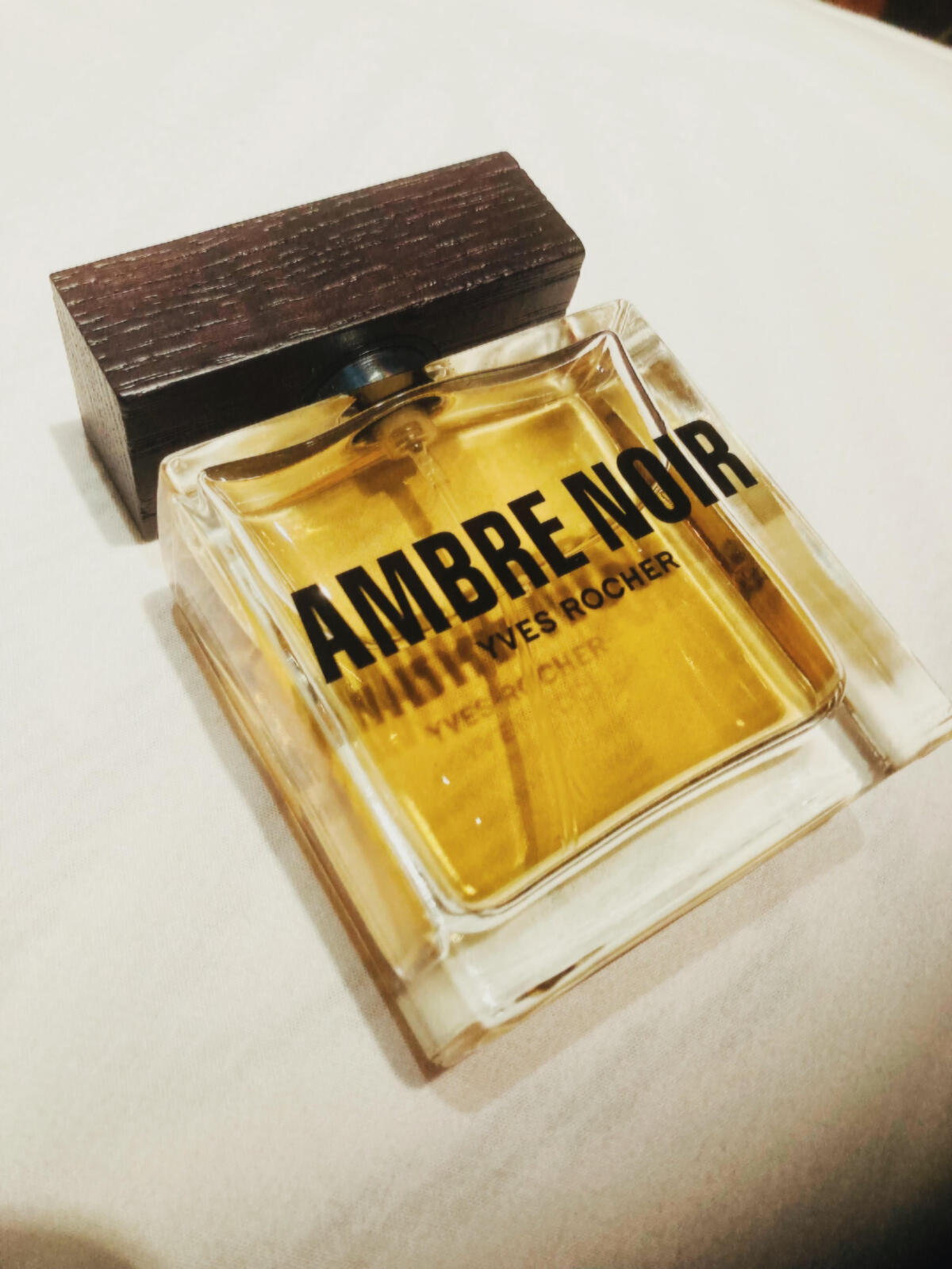 عطر ادکلن آمبر نوآر ایوروشه - Ambre Noir Yves Rocher - بررسی، قیمت و خرید