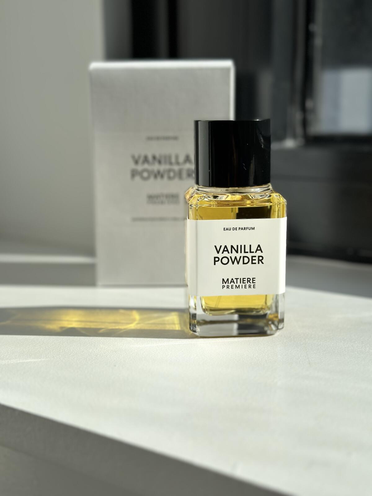 عطر ادکلن وانیل پودر متیغ پرمیر - Vanilla Powder Matiere Premiere - بررسی، قیمت و خرید