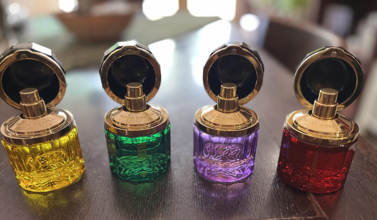 عطر ادکلن فلامنکو رایمون مونه‌گال - Flamenco Ramon Monegal - بررسی، قیمت و خرید