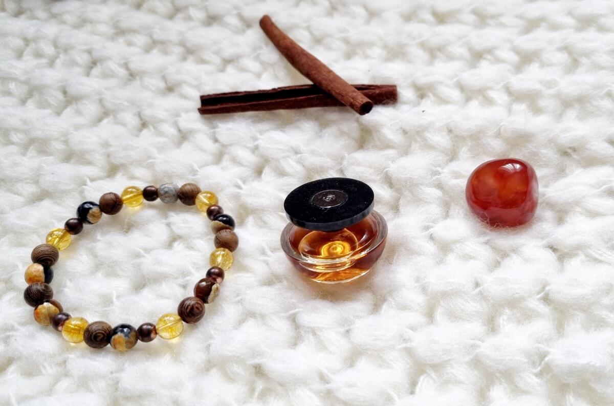 عطر ادکلن ابسولو روشاس - Absolu Rochas - بررسی، قیمت و خرید