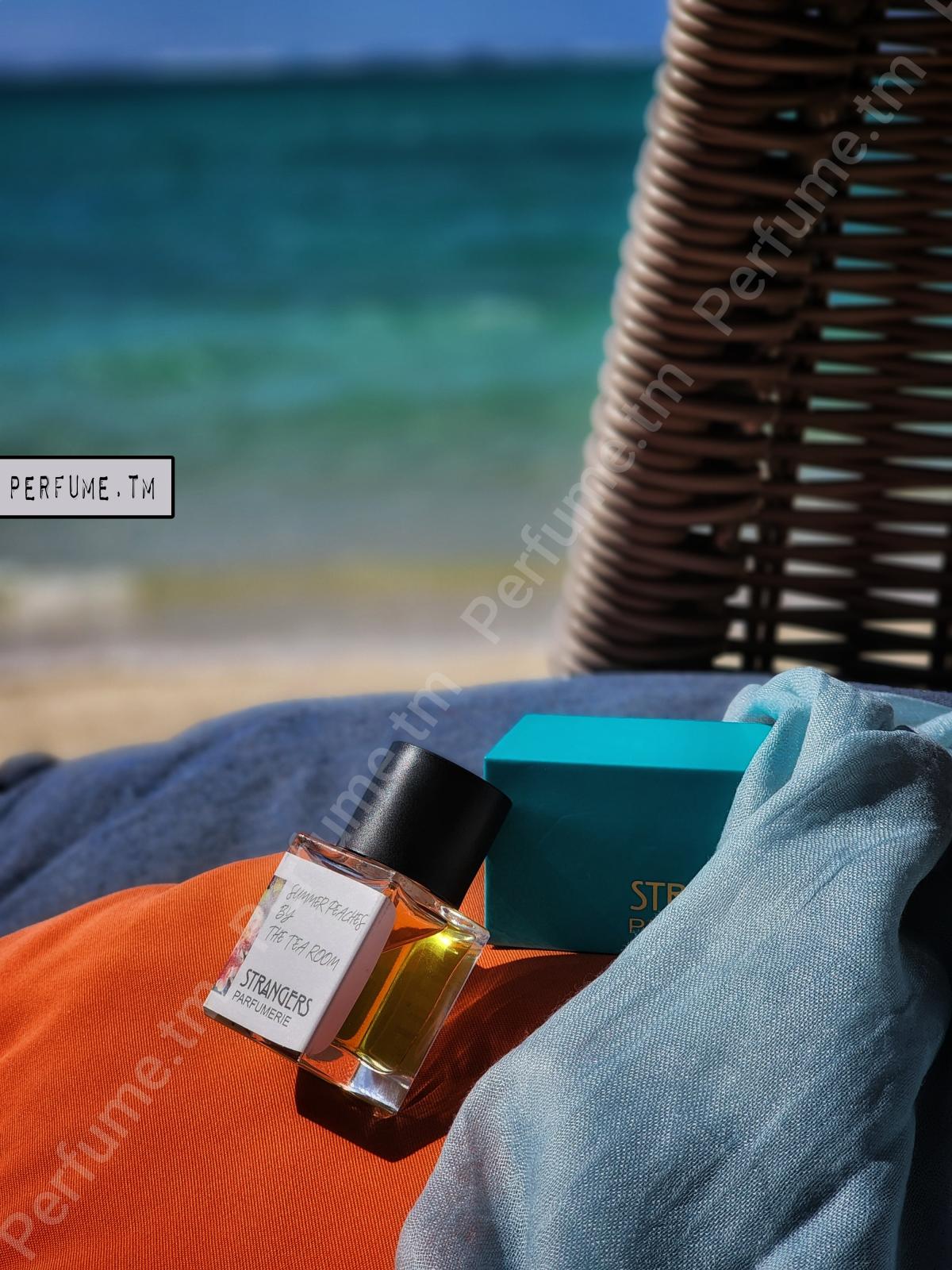 عطر ادکلن سامر پیچِز بای دِ تی روم استرنجرز پرفیومری - Summer Peaches By The Tea Room Strangers Parfumerie - بررسی، قیمت و خرید