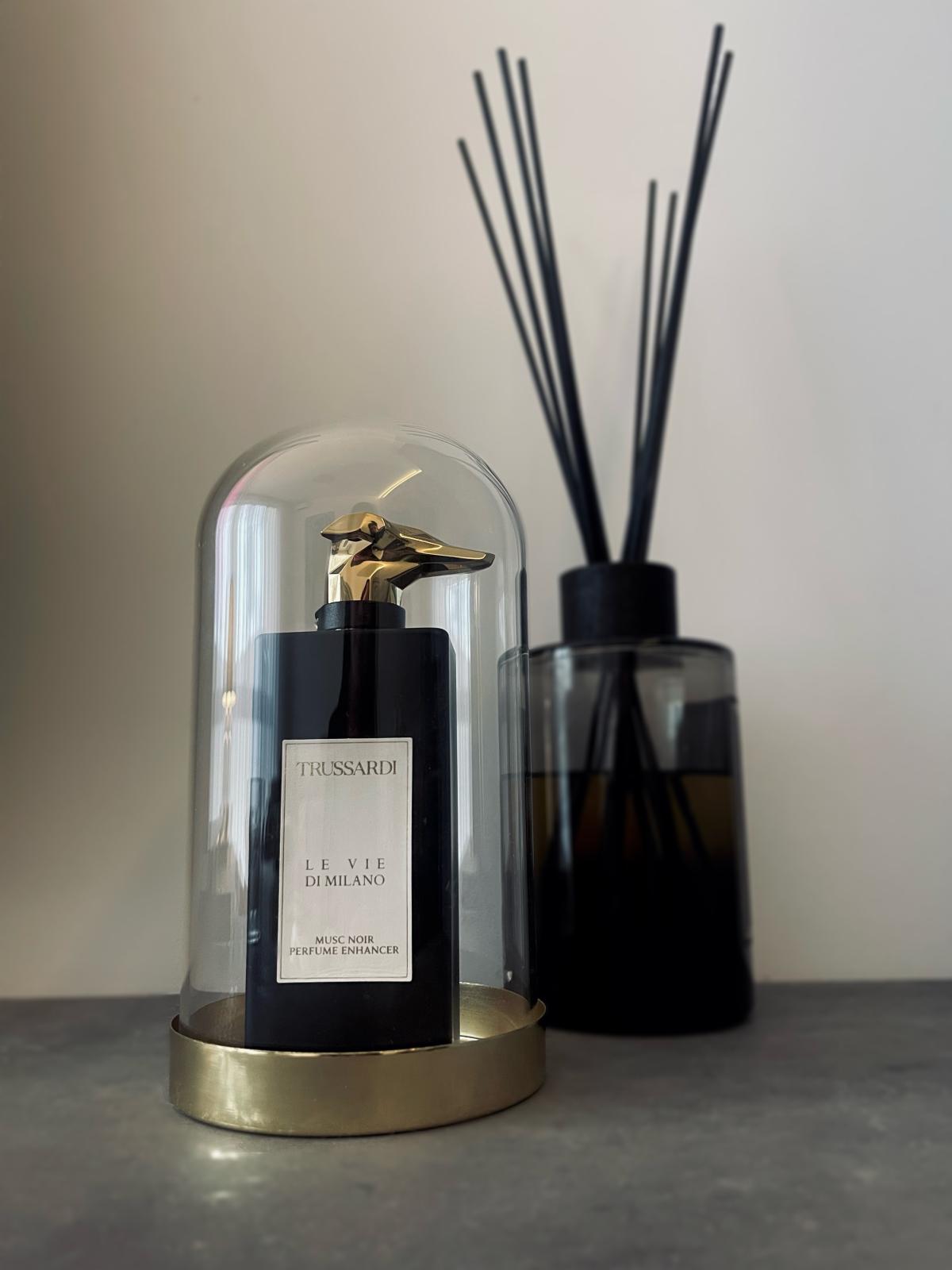 عطر ادکلن ماسک نویر پرفیوم انهنسر تروساردی - Musc Noir Perfume Enhancer Trussardi - بررسی، قیمت و خرید