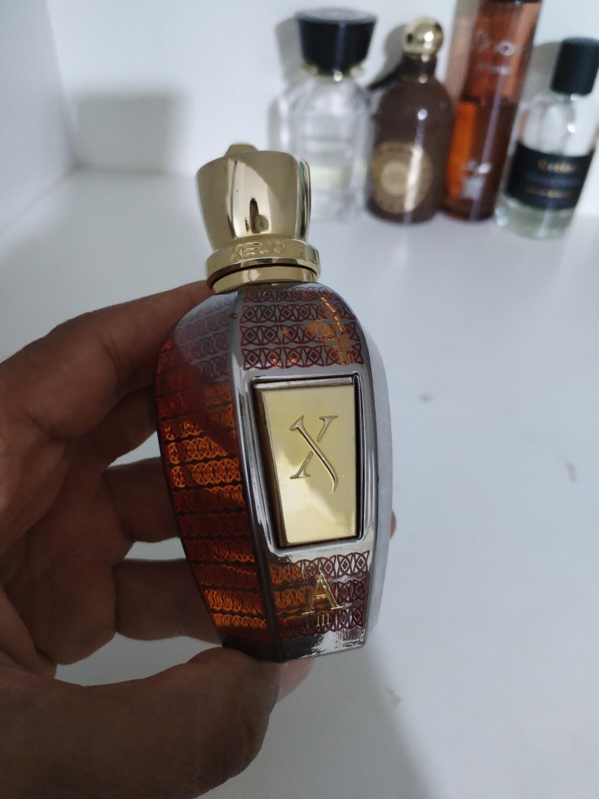 عطر ادکلن الکساندریا تری زرژاف - Alexandria III Xerjoff - بررسی، قیمت و خرید