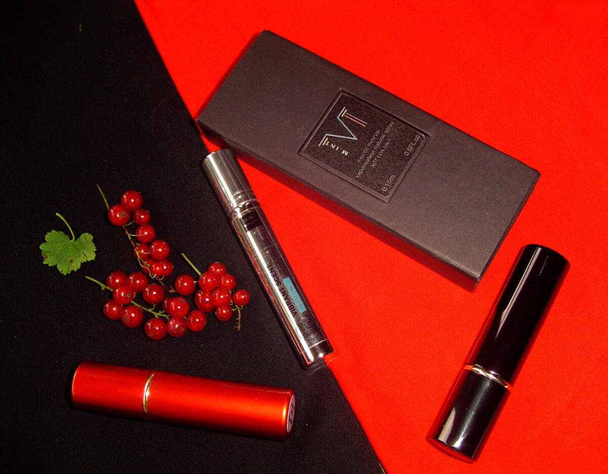 عطر ادکلن ویبرنت سنت مینت - Vibrant Scent M.INT - بررسی، قیمت و خرید