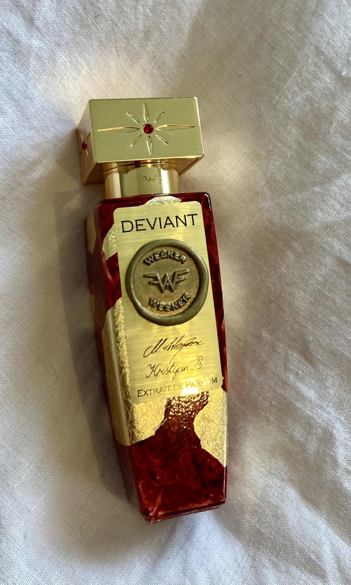 عطر ادکلن دِویِنت وسکر - Deviant Wesker - بررسی، قیمت و خرید