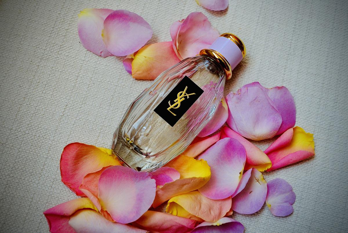 عطر ادکلن پاریسیَن لو ایو سن لورن - Parisienne L’Eau Yves Saint Laurent - بررسی، قیمت و خرید