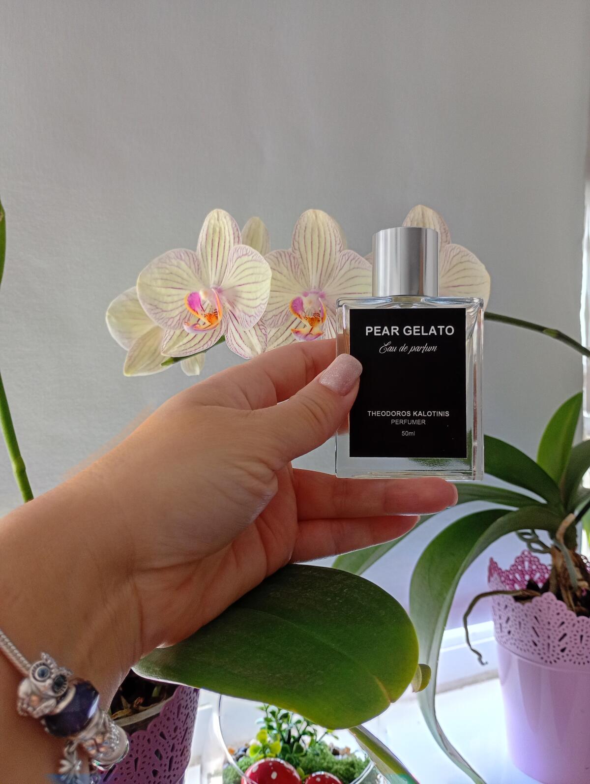 عطر ادکلن پیر جلاتو تئودوروس کالوتینیس - Pear Gelato Theodoros Kalotinis - بررسی، قیمت و خرید