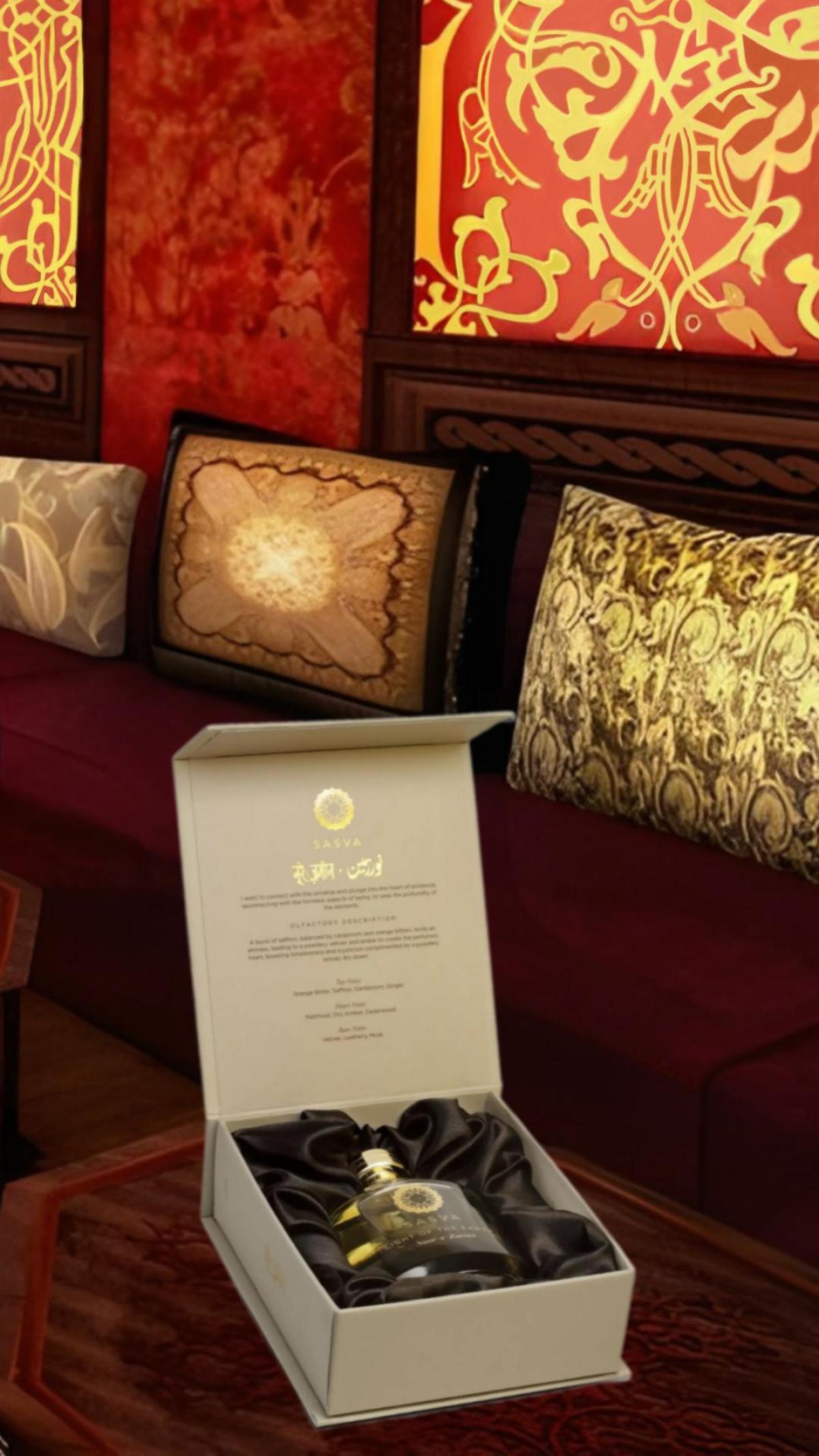 عطر ادکلن لایت آف د ارت نورز زمین ساسوا - Light Of The Earth Noor-e-Zamin Sasva - بررسی، قیمت و خرید