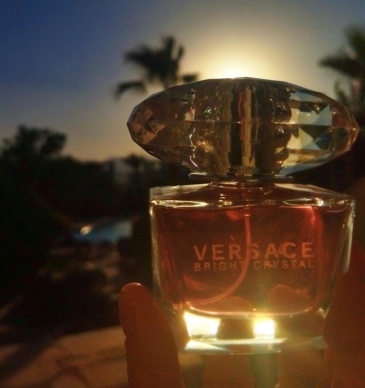 عطر ادکلن برایت کریستال پرفیوم ورساچه - Bright Crystal Parfum Versace - بررسی، قیمت و خرید