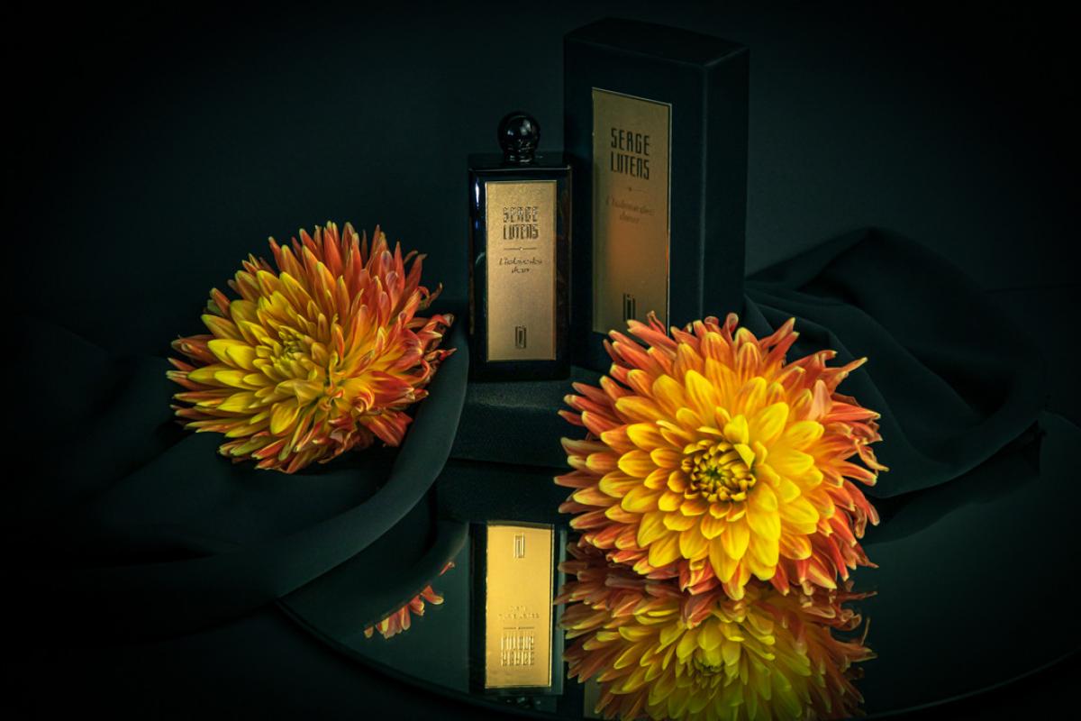 عطر ادکلن الهلن د دیو سرژ لوتنس - L'Haleine des Dieux Serge Lutens - بررسی، قیمت و خرید